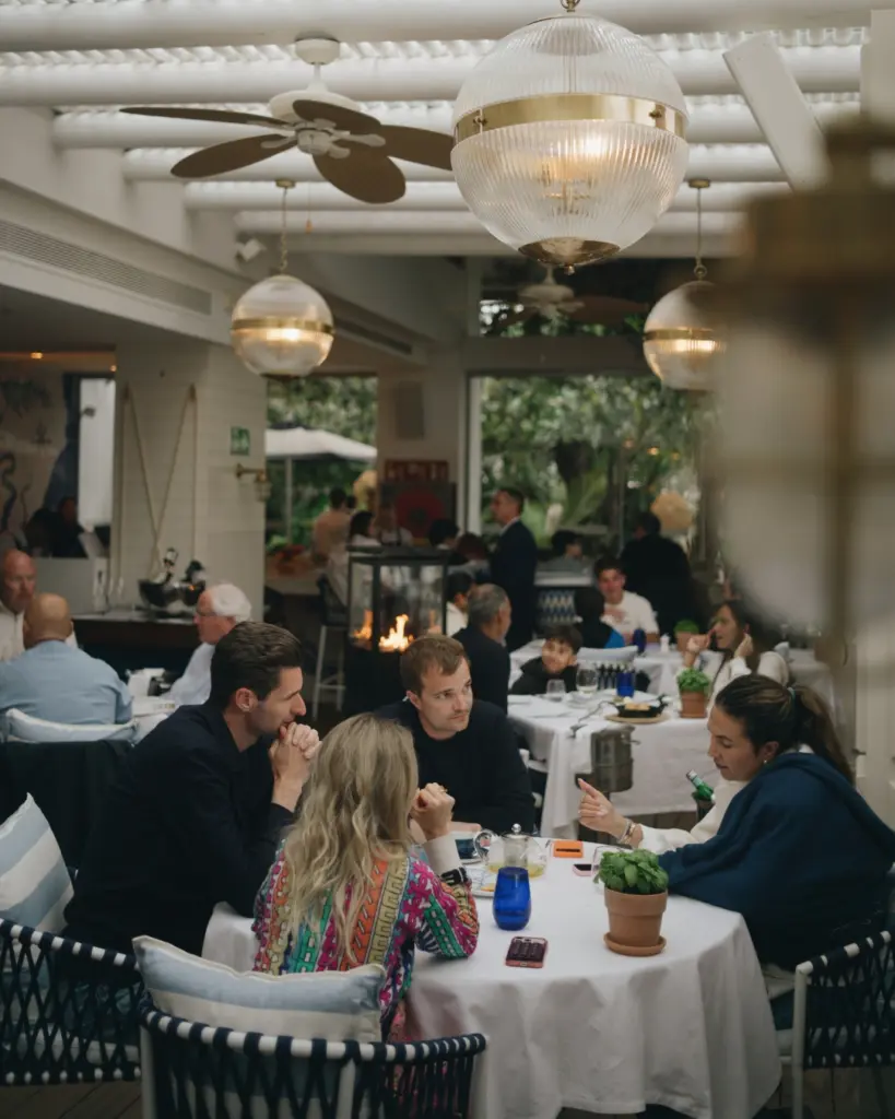 diners at Sea Grill