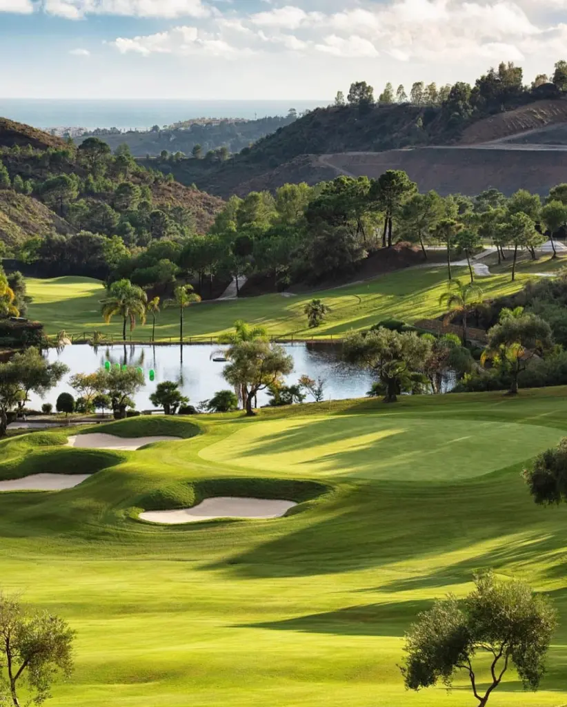 golfing in Benahavis