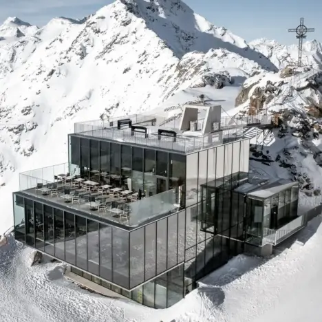 ice Q Restaurant, Sölden: A Sky-High Culinary Experience
