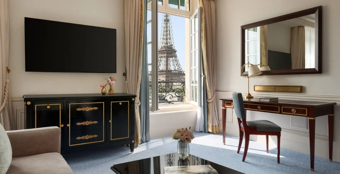 Luxury Hotels in Paris with Eiffel Tower Views