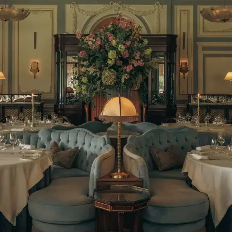 7 Most Luxurious Wine and Champagne Shops in London for Mother’s Day Gifting