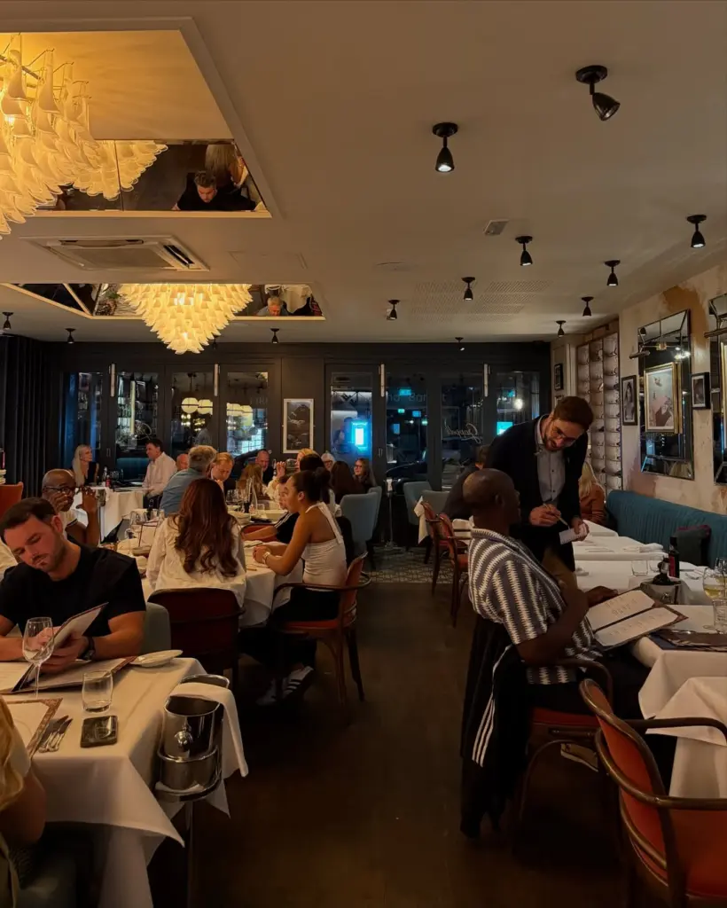 diners at Grappelli