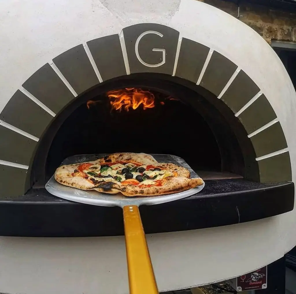 wood fired pizzas at the Sun Inn