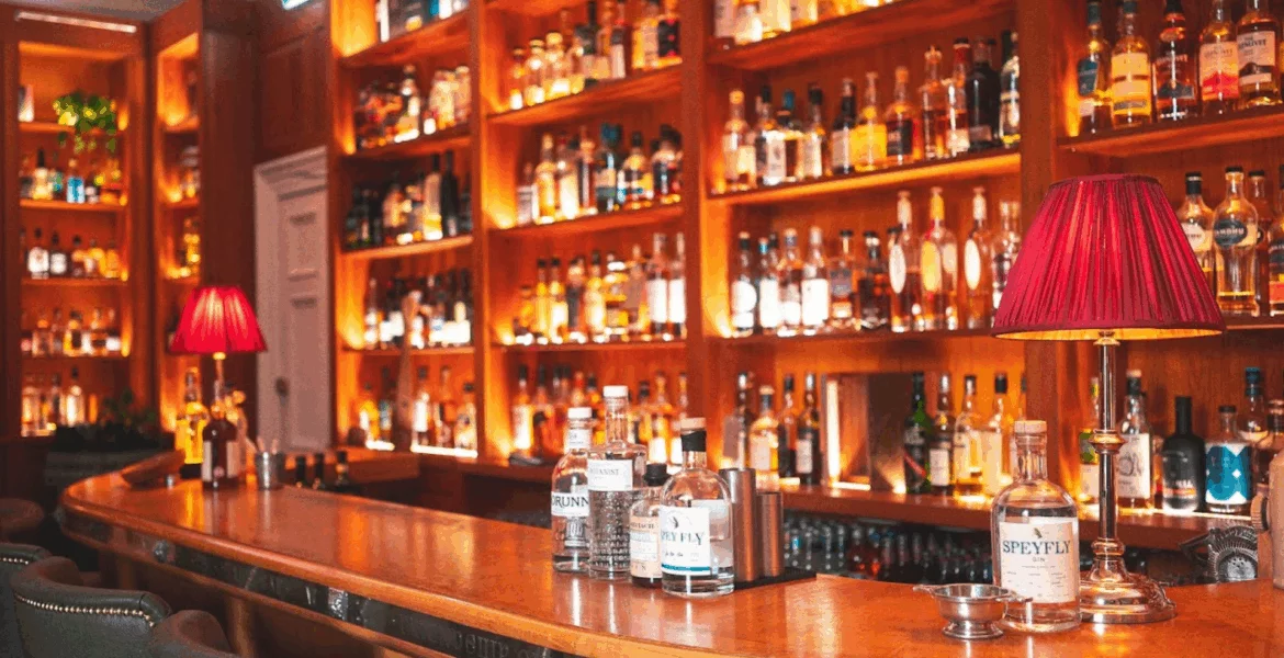 whiskey bars pouring vintage single malts