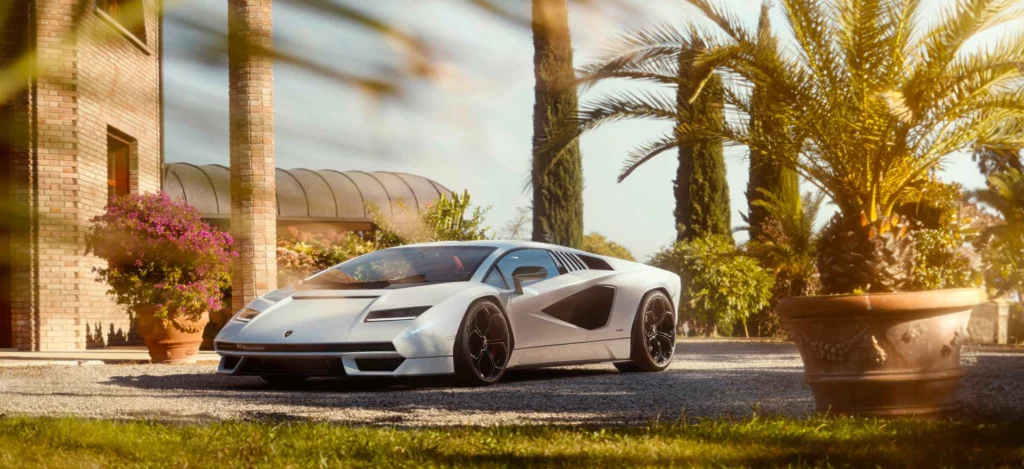Lamborghini Countach LPI 800 4