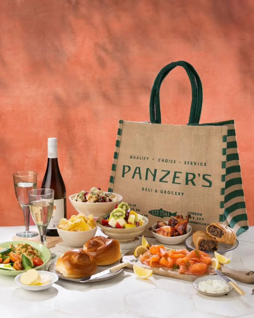 Panzer’s picnic hamper