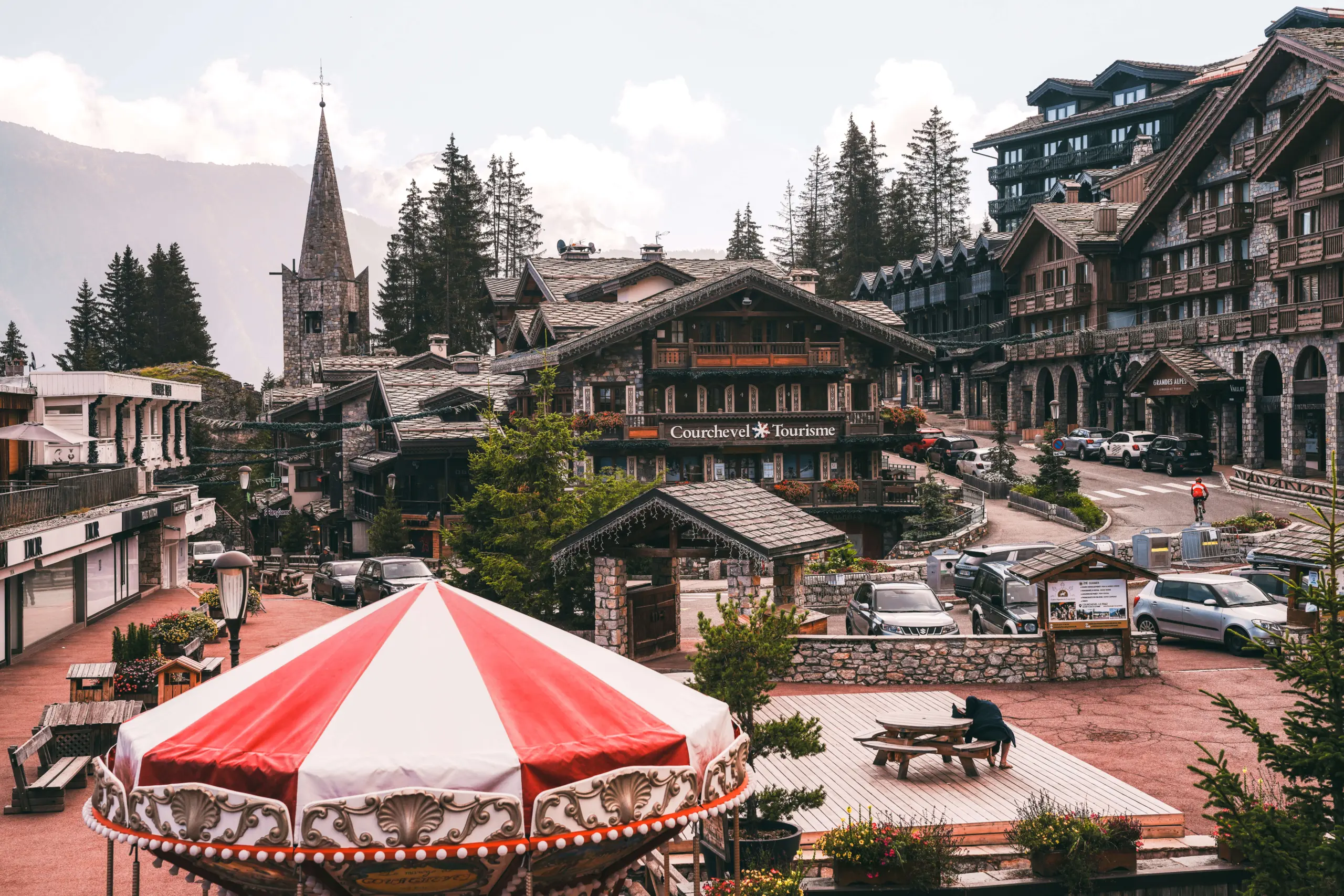 luxury shopping in courchevel