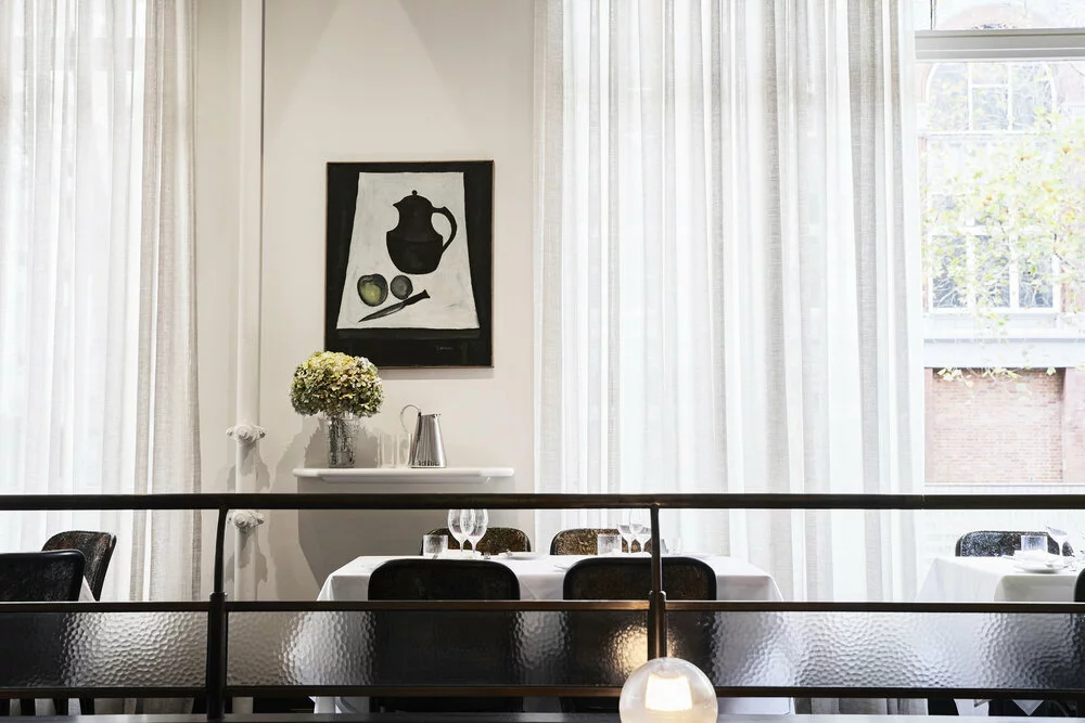 Gimlet Restaurant bar