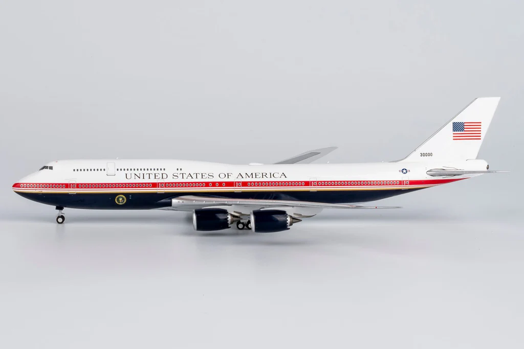 Air Force One (Boeing 747 8)