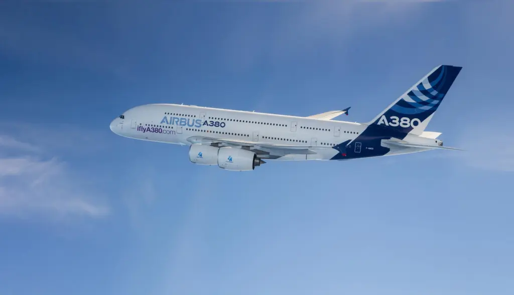 Airbus A380 Custom