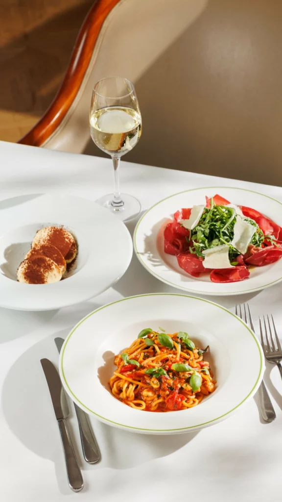Novikov Restaurant