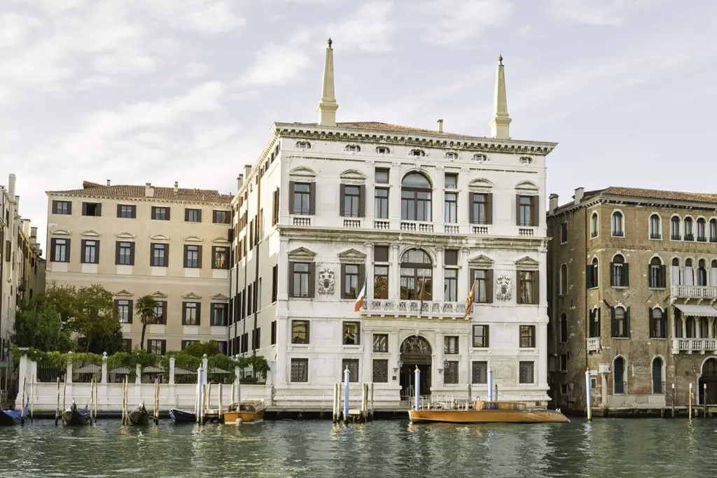 Aman Venice Exterior Palazzo by day tif