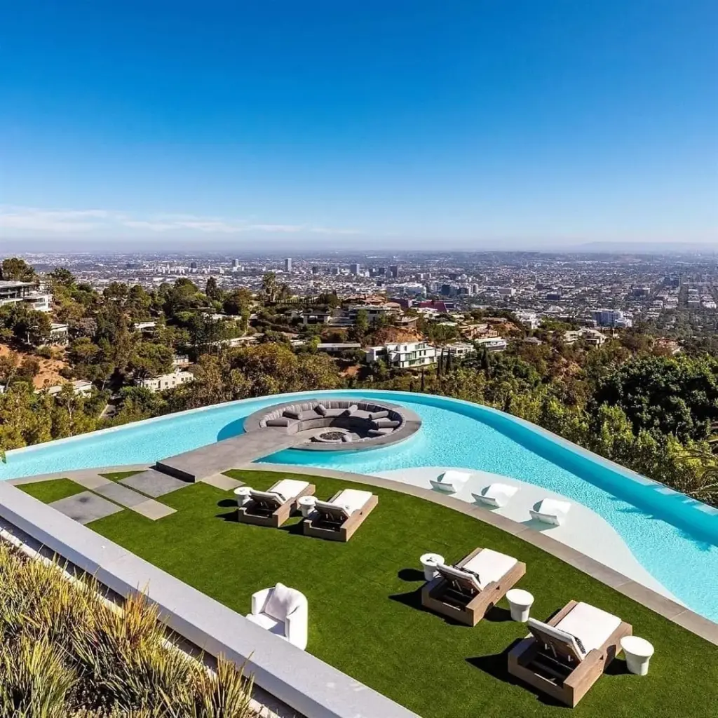 Bird Streets mansion