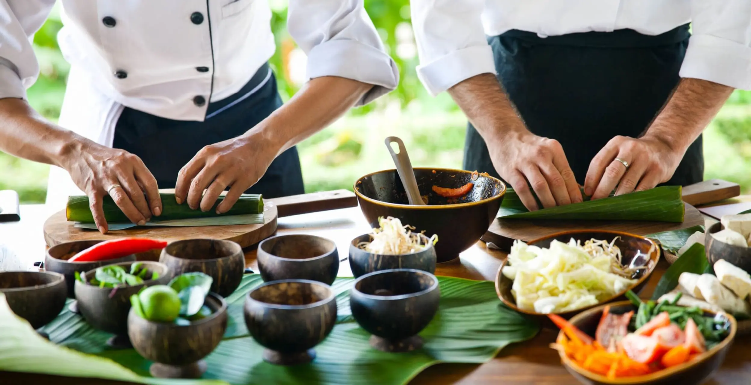 Image showcasing 7+ Best Luxury Cooking Retreats for Food Travellers