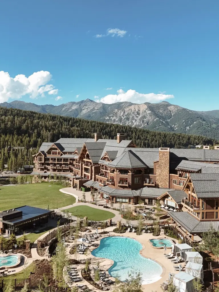 Montage Big Sky