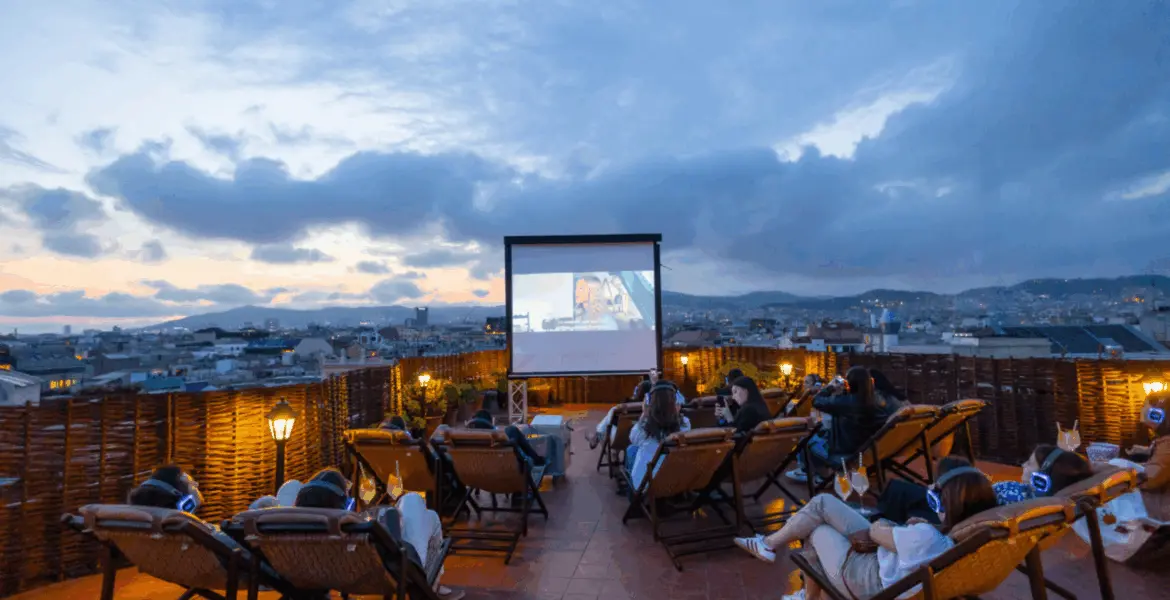 hotels with rooftop cinemas