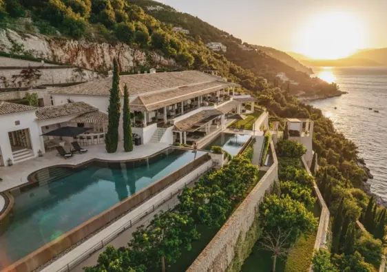 Ultra Exclusive Luxury Estates Around the World
