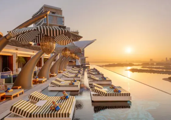 Best Hotels with Infinity Pools in Dubai