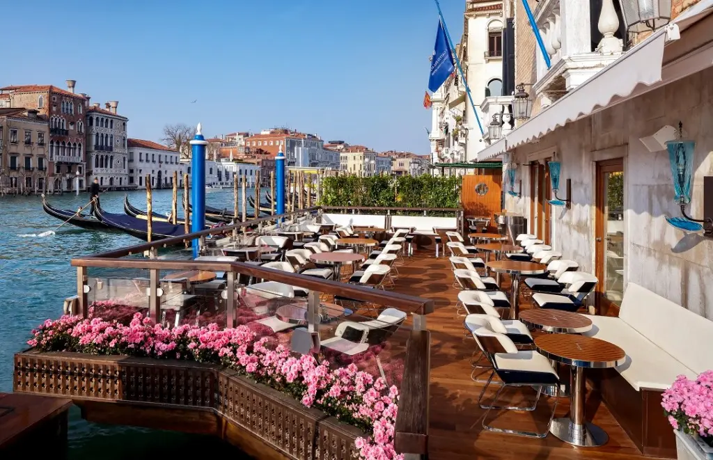 Club del Doge, Venice