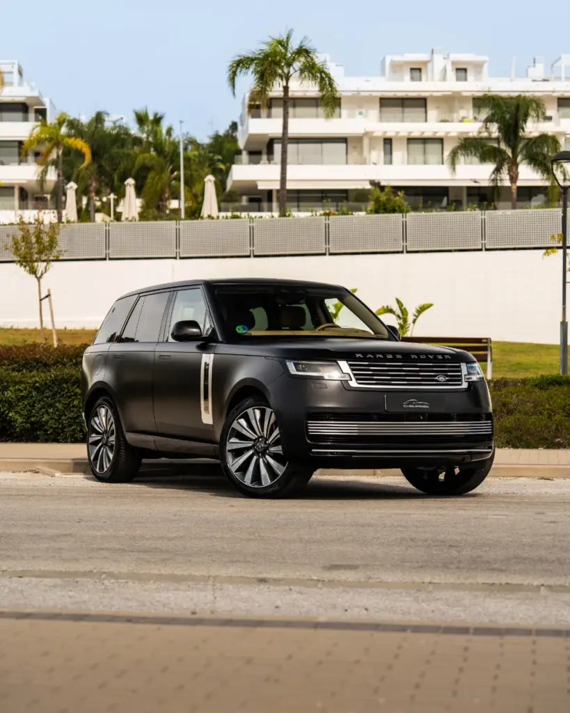 Range Rover SV