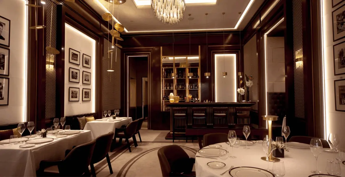 billionaires' favourite restaurants in italy