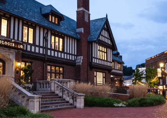 hotels that partner with fashion designers