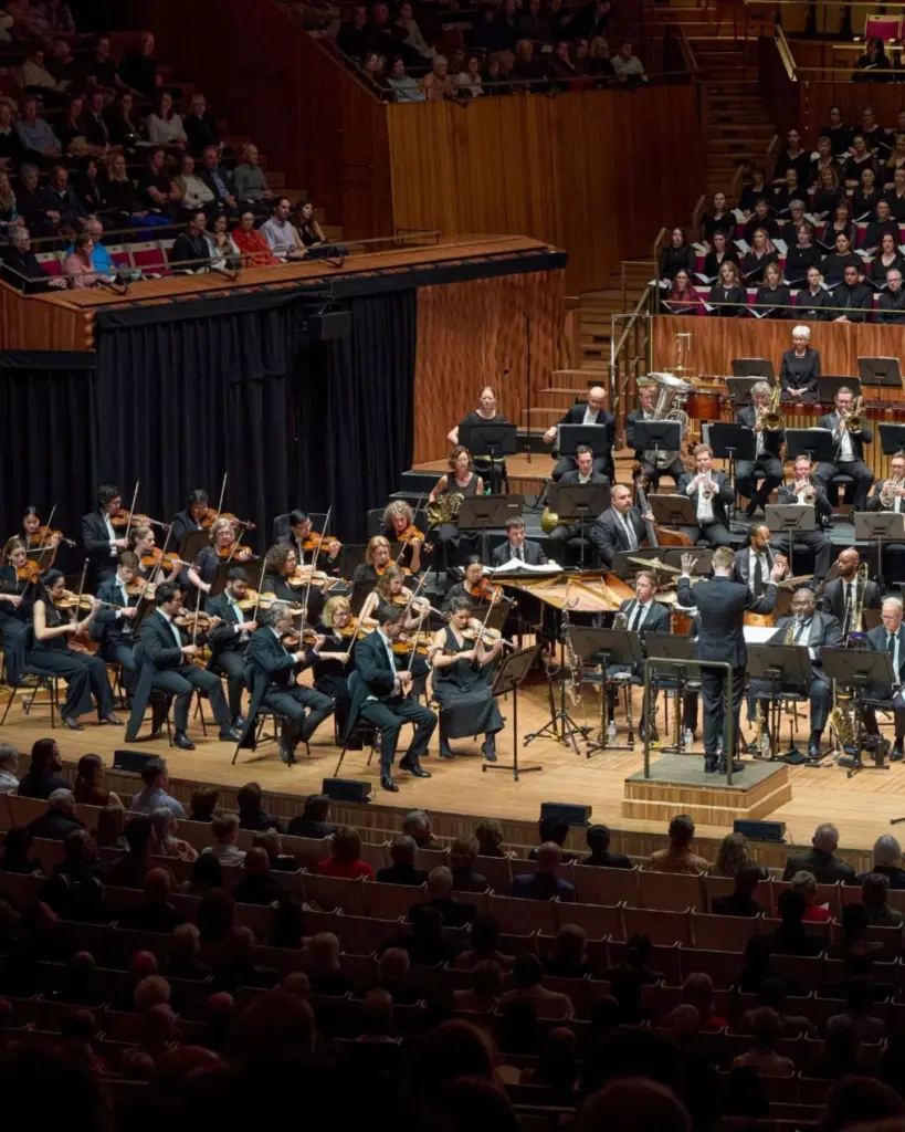 orchestra performance at EIF