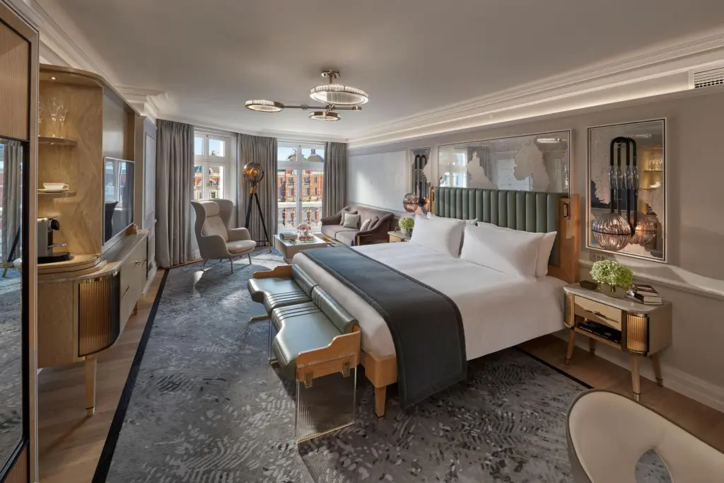 Mandarin Oriental Hyde Park – The Royal Terrace Suite