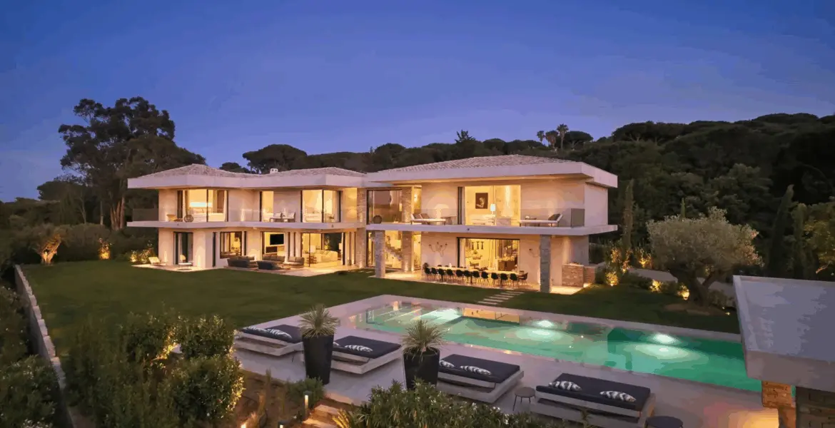 luxury summer rentals in the south of france