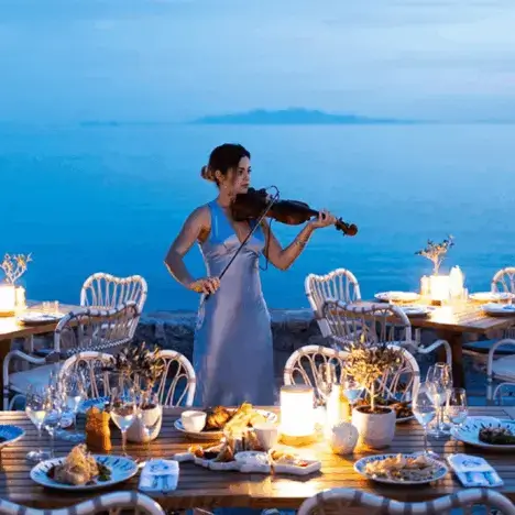 Pasaji Mykonos: A Restaurant Experience by Ornos’ Shores