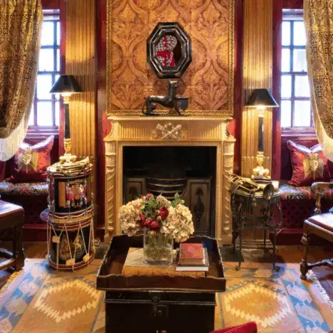 Elais Restaurant: A Taste of Greek Legend by the Sea