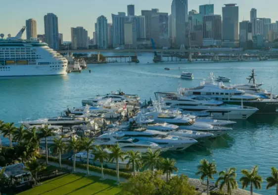 Miami International Boat Show