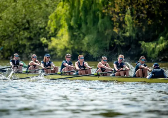 luxury calendar for April