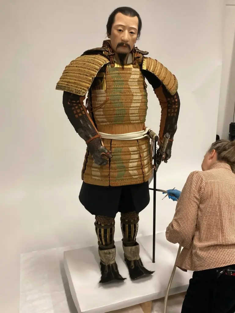 Conservators preparing for Samurai