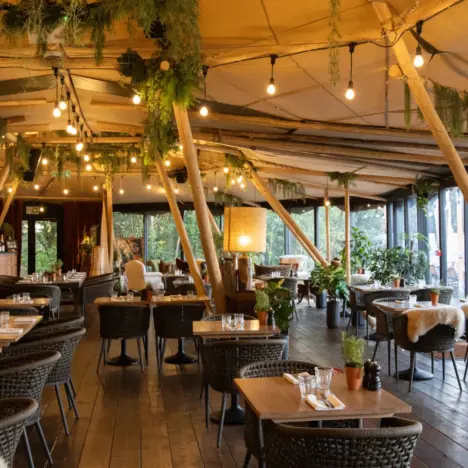 Florentine at Forum Marbella: Retro Italian Dining on the Golden Mile