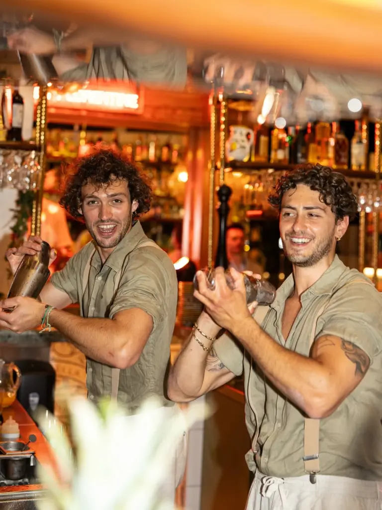 drinks at Florentine