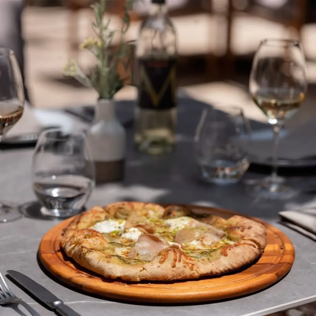 wood fired sourdough at Amaracus