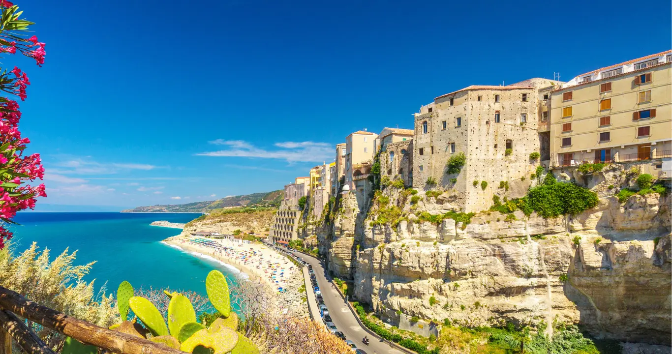 Chic Seaside Towns in Italy