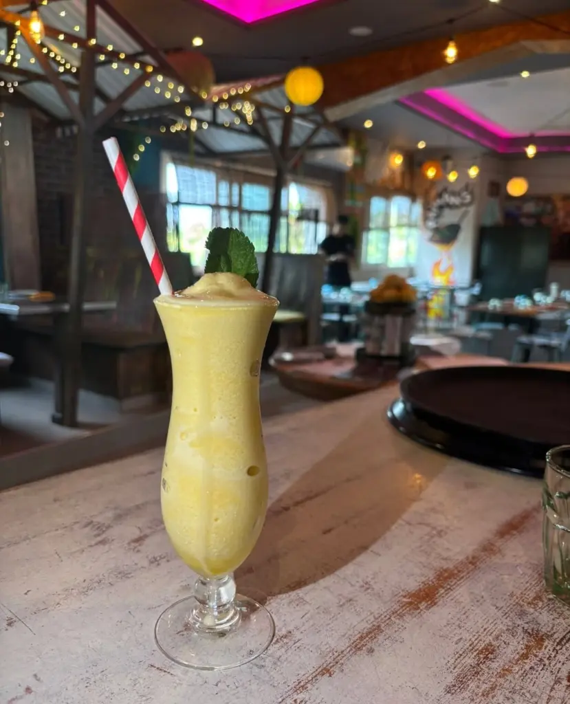 cocktails at Paimans