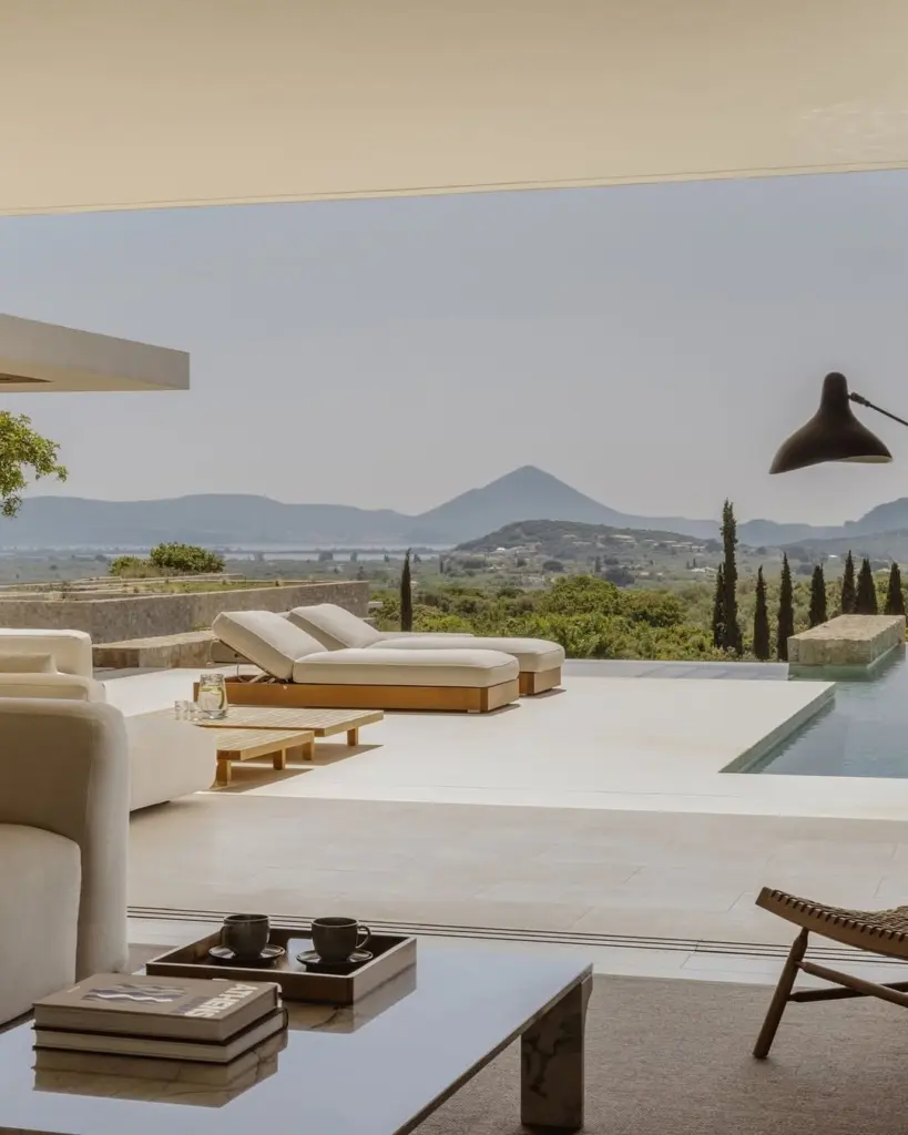 Costa Navarino residence