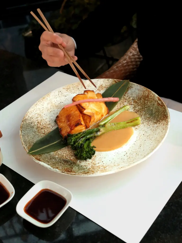Tahini hot menu offering
