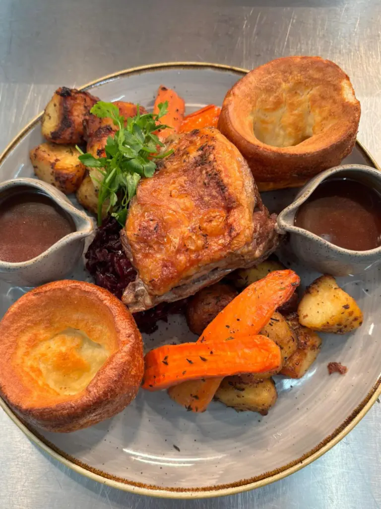 roast serving at The Quorndon Fox