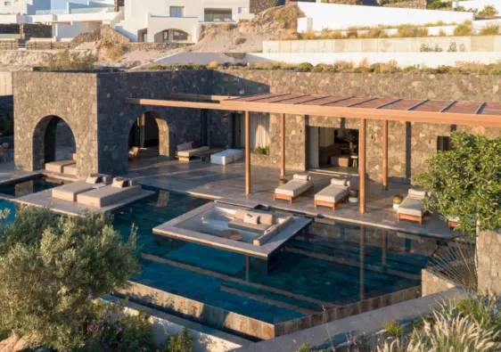 Best Luxury Hotels in Santorini