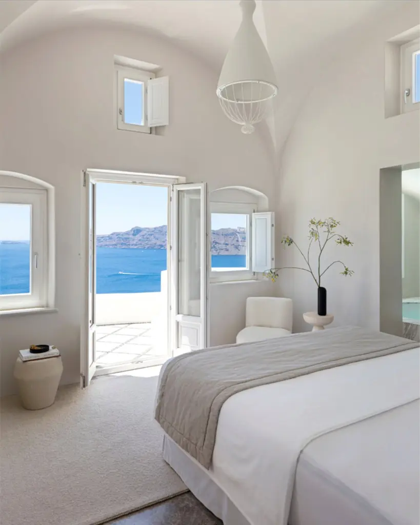Canaves Oia Suites