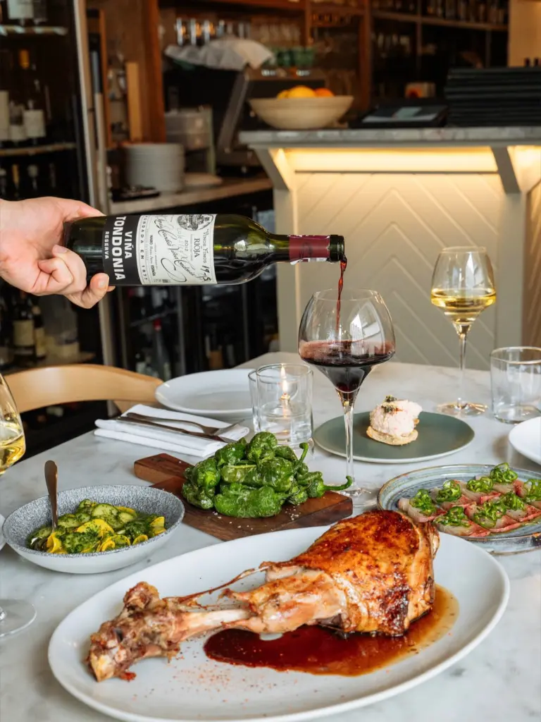 dining at Lurra