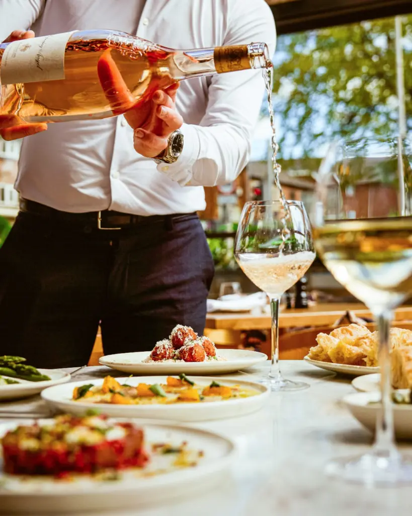 wine experience at Piccolino