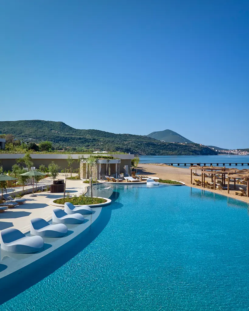 Ormos Beach Club experience