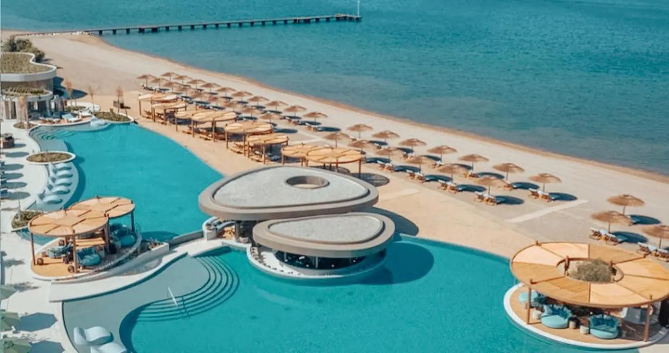 Ormos Beach Club