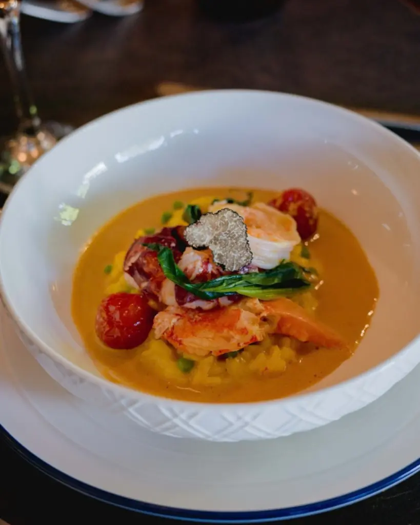 Mignonette dining