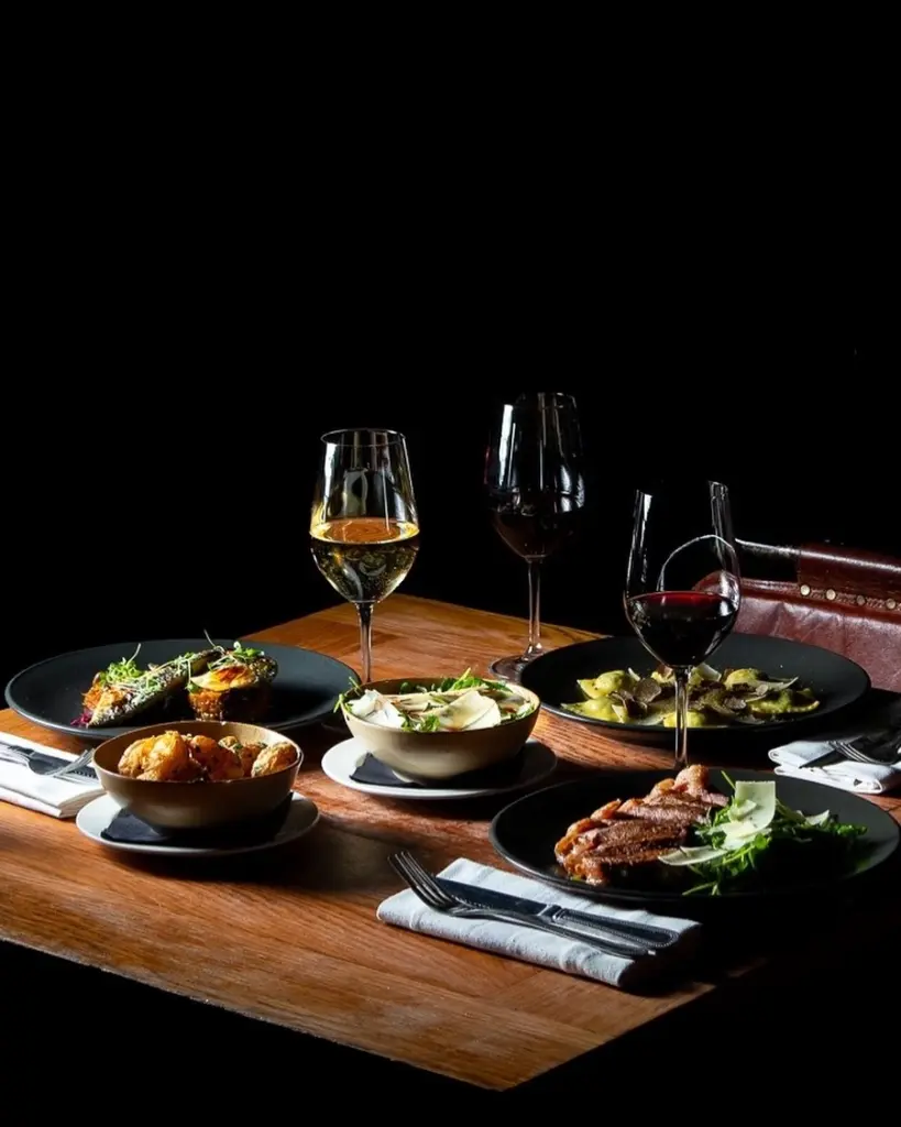 dining at Enoteca da Luca